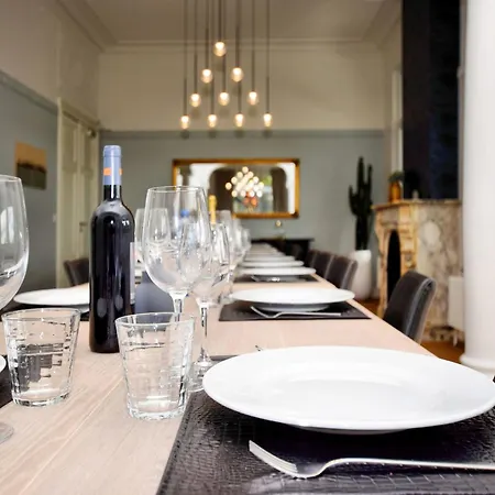 בית נופש Balmoral Hot Tub ספא