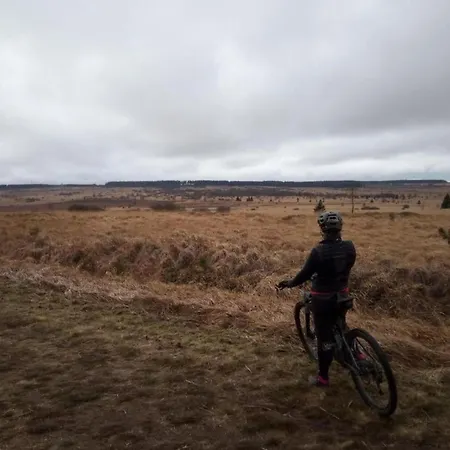 Balmoral Hot Tub בית נופש ספא